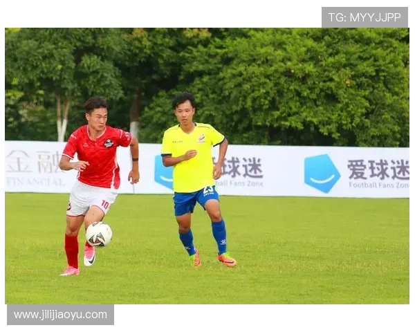 绿茵逐梦青春激荡世界足坛豪情与荣耀的碰撞