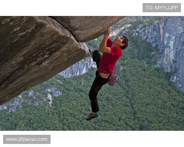 周伟亲授攀岩技巧与心得体会助你轻松征服高峰