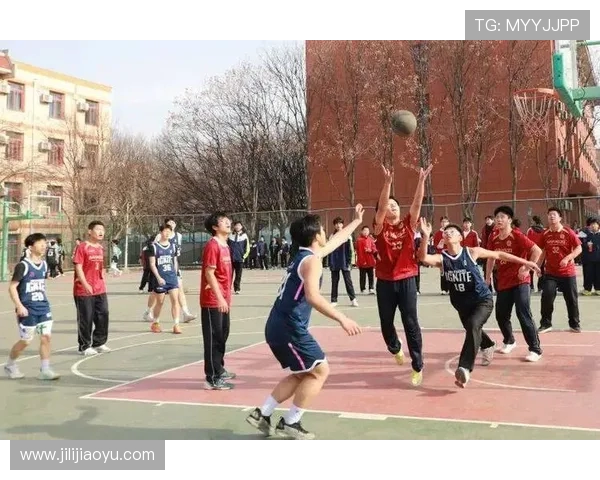 青春激扬赛场争锋奋勇拼搏展现团队无限力量