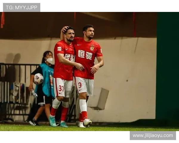 广州队重整旗鼓再启征程昔日豪门能否重返巅峰舞台