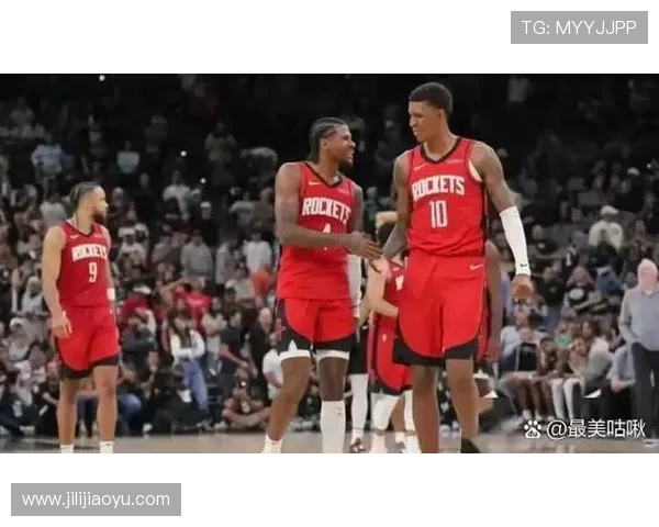 2004年火箭与马刺精彩对决直播回顾及赛后分析