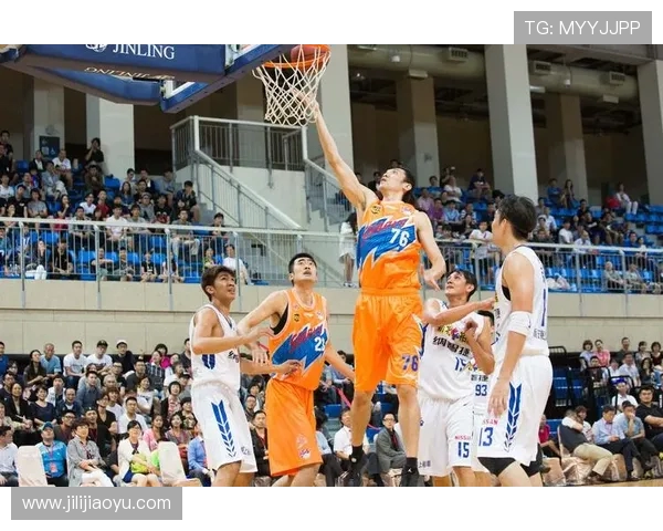 帕都拜斯与杜克的精彩对决揭示篮球战术与团队协作的完美结合